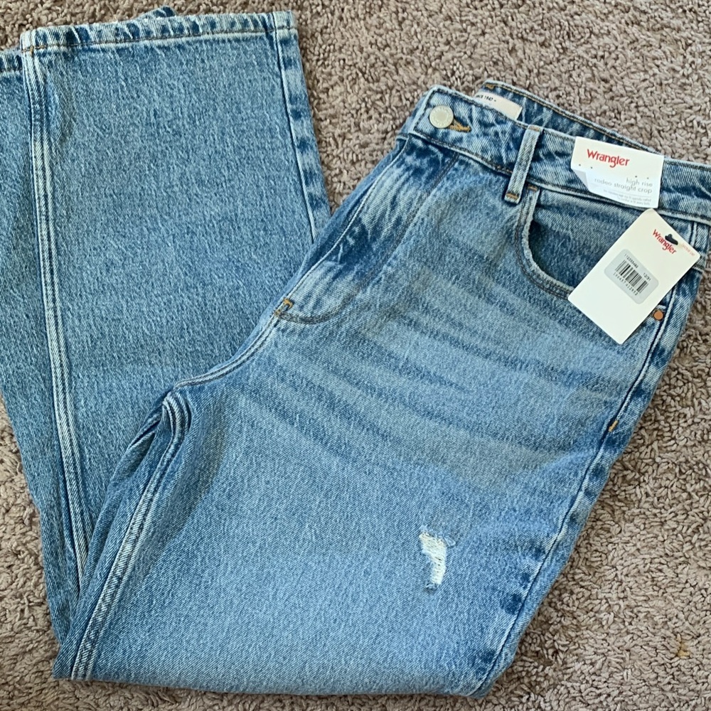 Women’s Wrangler high rise rodeo straight crop